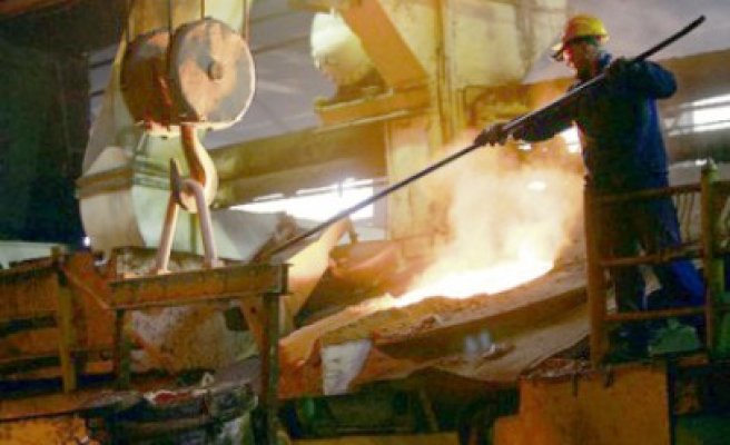 Ruşii de la Mechel pleacă din România şi sute de muncitori rămân pe drumuri